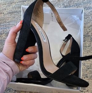 NEVER WORN black Steve Madden heels